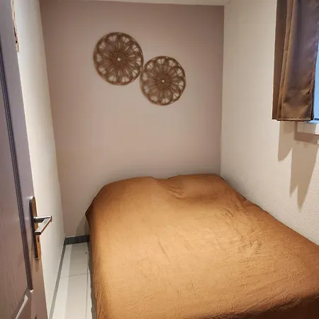 Pavillon 3 Dans Avec Piscine Ferienhaus *