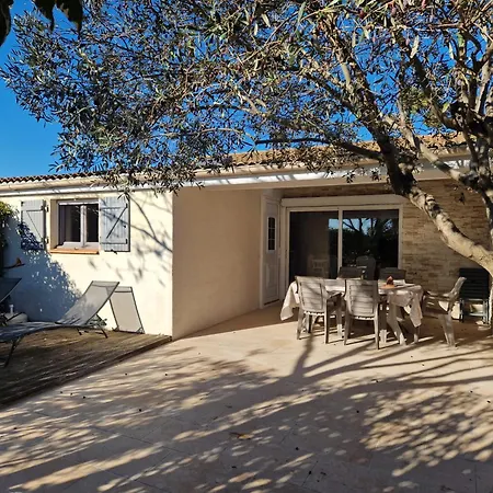 Pavillon 3 Dans Avec Piscine