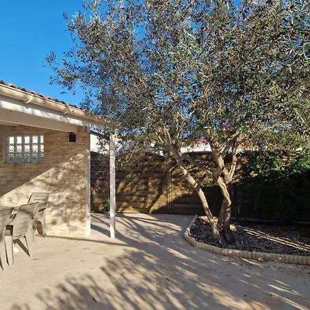 Pavillon 3 Dans Avec Piscine * Vendres