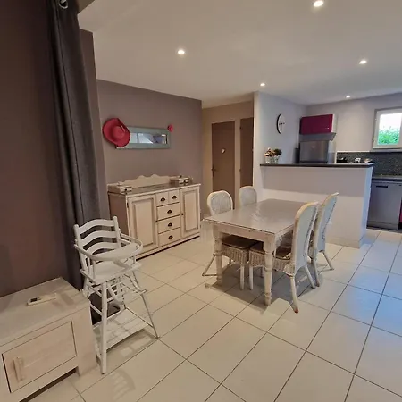 Pavillon 3 Dans Avec Piscine *