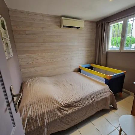 Pavillon 3 Dans Avec Piscine