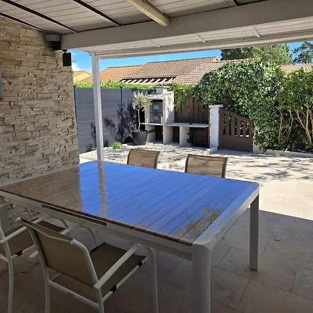 Pavillon 3 Dans Avec Piscine Vendres
