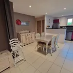Ferienhaus Pavillon 3 Dans Avec Piscine Vendres