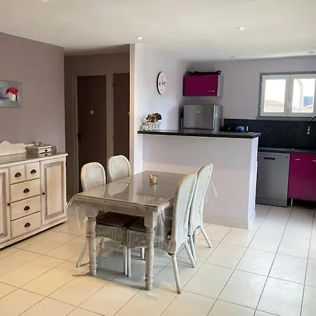 Pavillon 3 Dans Avec Piscine Holiday home *