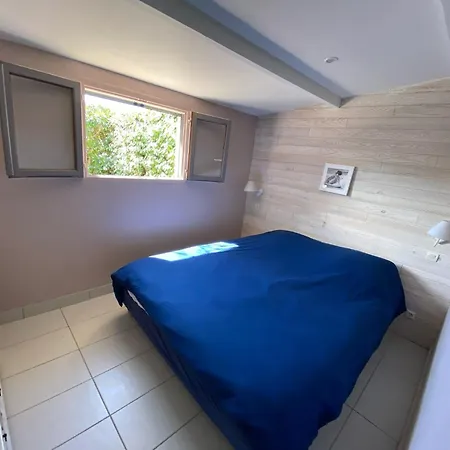 Pavillon 3 Dans Avec Piscine Holiday home