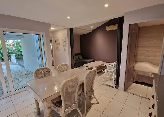 Pavillon 3 Dans Avec Piscine Casa de Férias