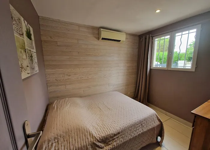 Pavillon 3 Dans Avec Piscine Casa de Férias Vendres